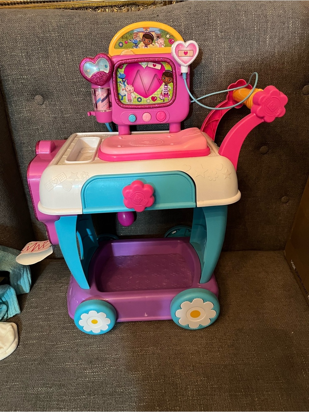 Doc McStuffins Hospital Care Cart WORKS GREAT LIGHTS SOUND as pictured HTF